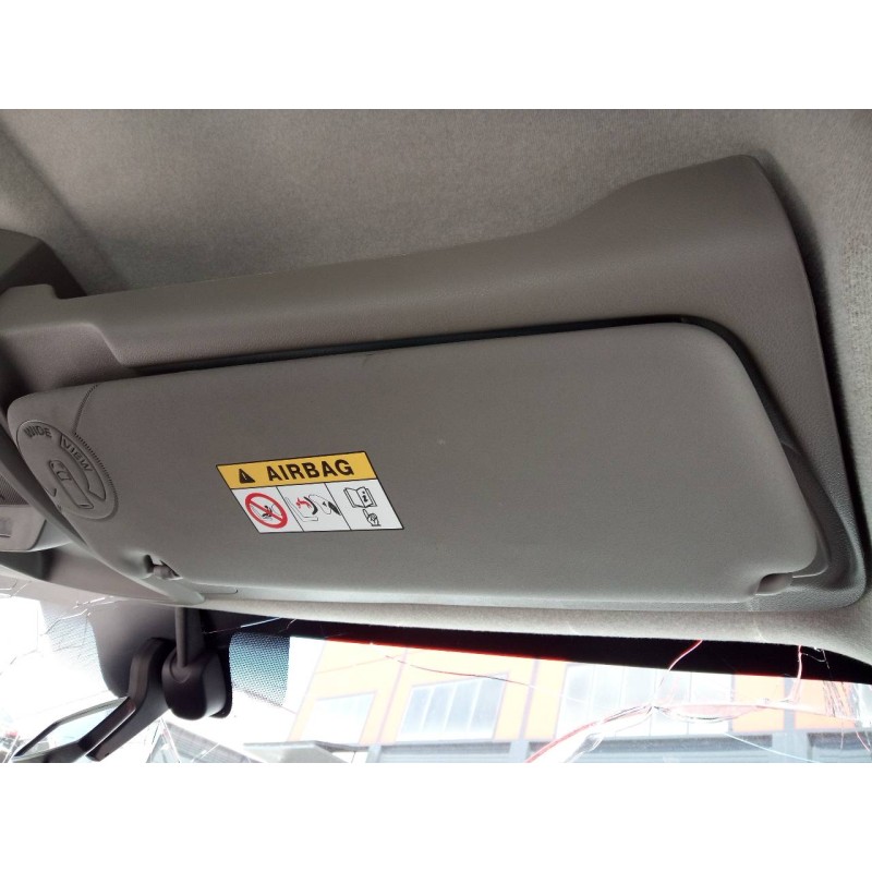 Recambio de parasol derecho para nissan nv400 pritsche l2h1 3,5t referencia OEM IAM   