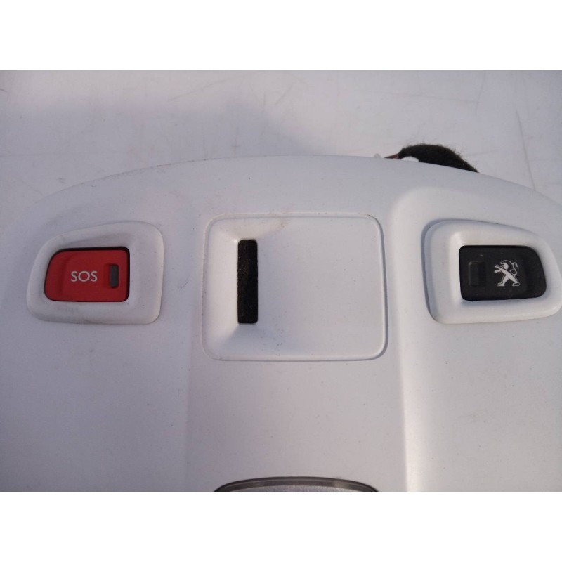 Recambio de luz interior para peugeot 308 active referencia OEM IAM 9818840990  E3-B2-39-1