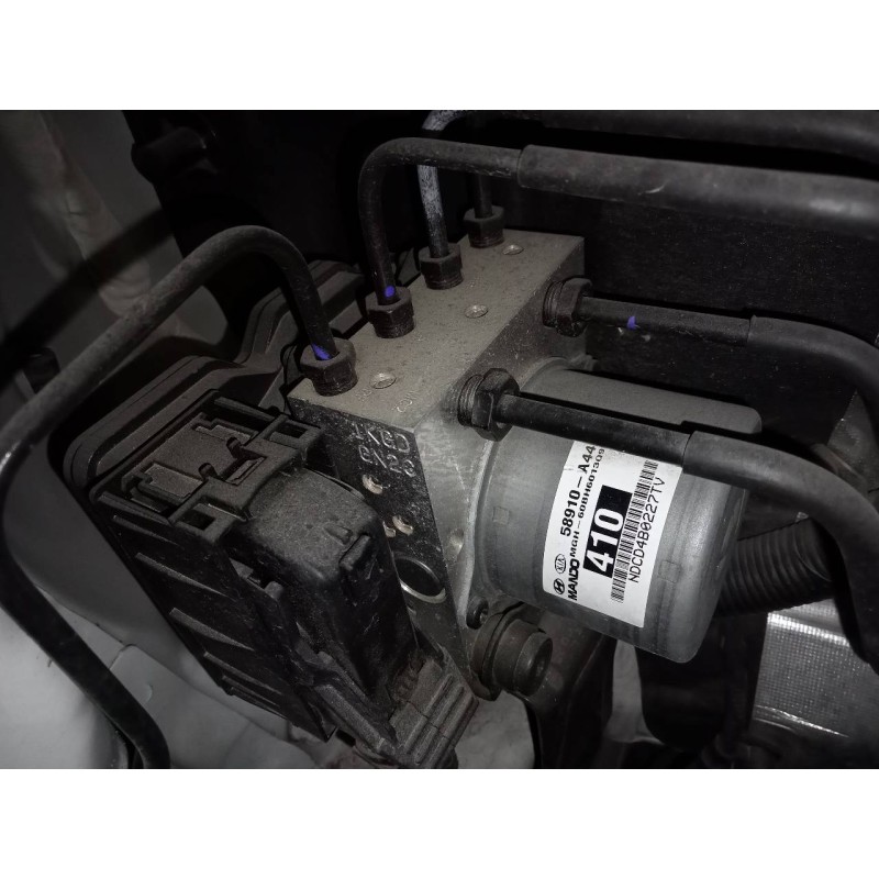 Recambio de abs para kia carens ( ) concep referencia OEM IAM 58910A4410  