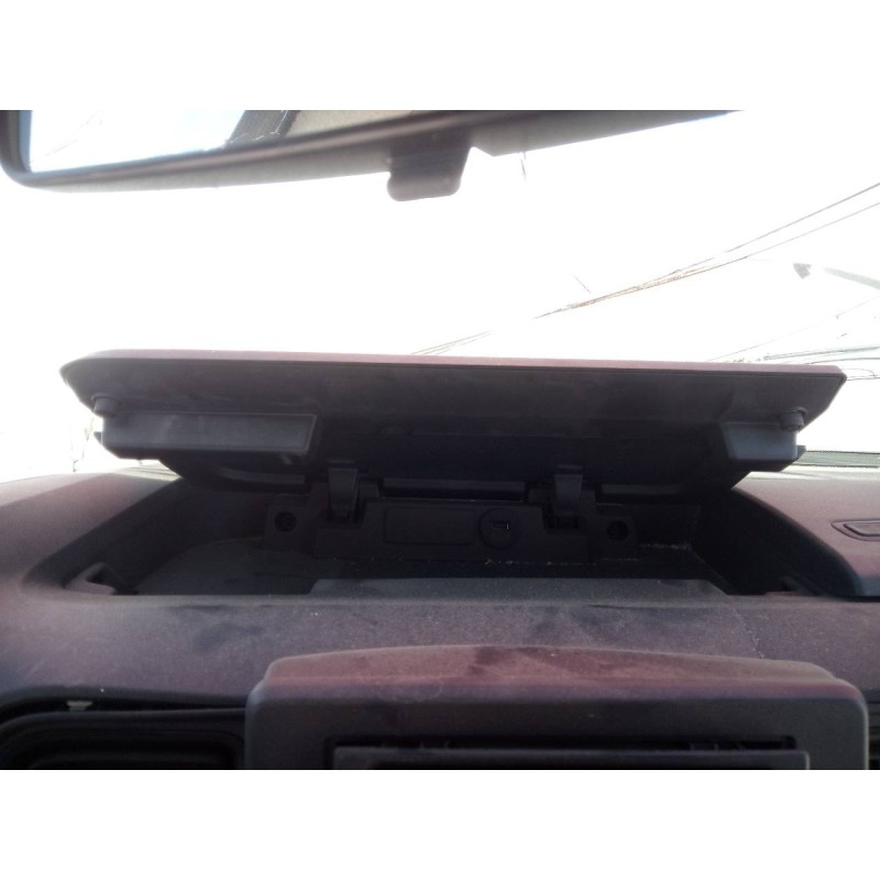 Recambio de guantera para nissan nv400 pritsche l2h1 3,5t referencia OEM IAM   