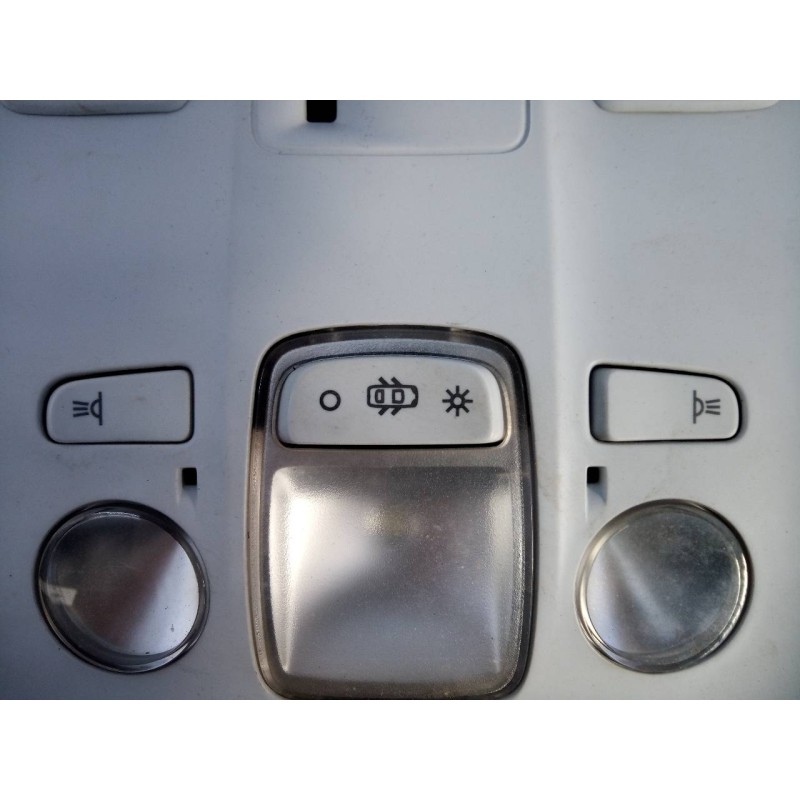 Recambio de luz interior para peugeot 308 active referencia OEM IAM 9818840990  E3-B2-39-1