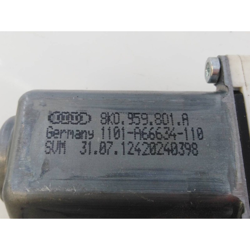 Recambio de motor elevalunas delantero izquierdo para audi a4 ber. (b8) basis referencia OEM IAM 8K0956801A 1101A66634110 E1-B6-
