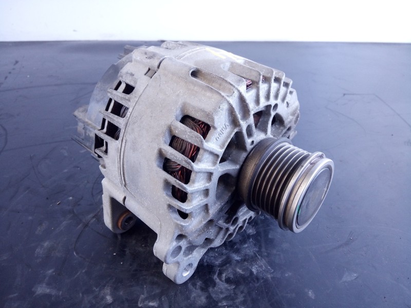 Recambio de alternador para audi a3 cabrio (8ve) design edition referencia OEM IAM 04L903021D 118060966 P3-A5-27-2