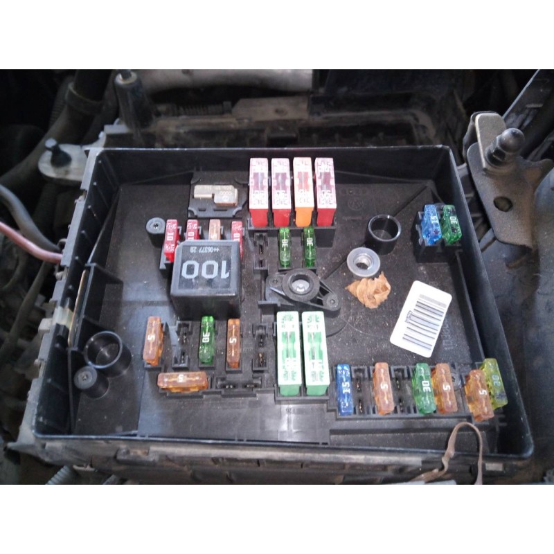 Recambio de caja reles / fusibles para audi a3 sportback (8p) 2.0 tdi ambiente (125kw) referencia OEM IAM   