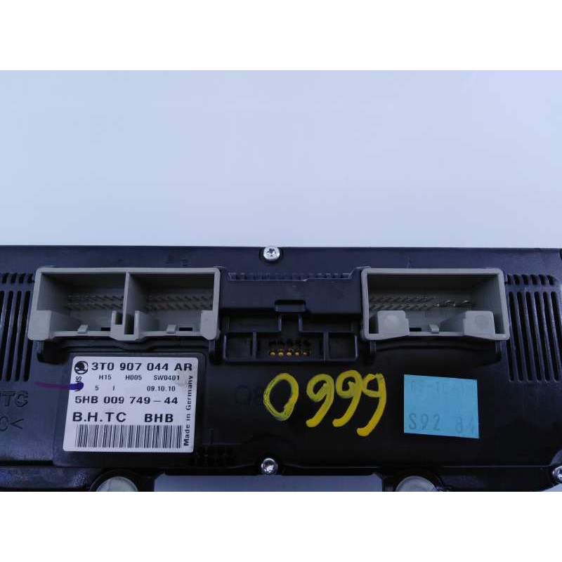 Recambio de mando climatizador para skoda suberb (3t4) elegance referencia OEM IAM 3T0907044AR 5HB0009749 E2-A1-31-1