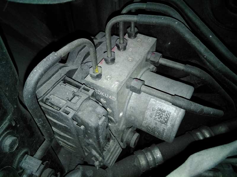 Recambio de abs para hyundai i40 style referencia OEM IAM 589203Z570  