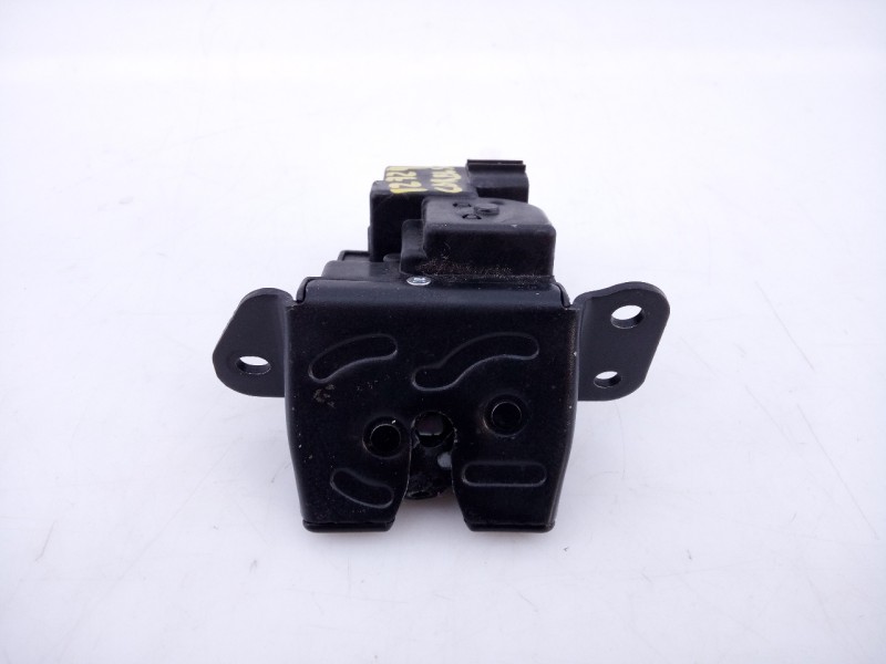 Recambio de cerradura maletero / porton para kia carens ( ) concep referencia OEM IAM   E2-B5-61-1