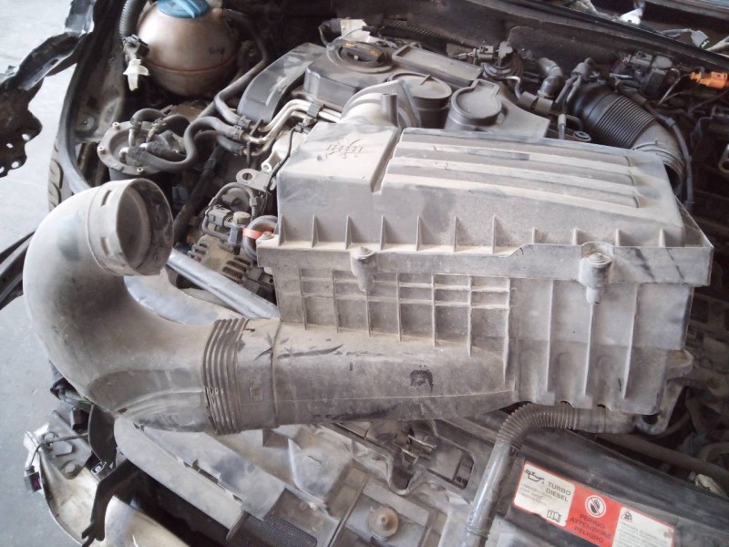 Recambio de filtro aire para audi a3 sportback (8p) 2.0 tdi ambiente (125kw) referencia OEM IAM   