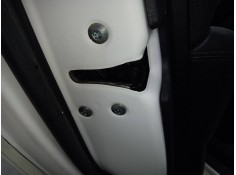 CERRADURA PUERTA TRASERA IZQUIERDA 