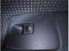 MANDO ELEVALUNAS TRASERO DERECHO 