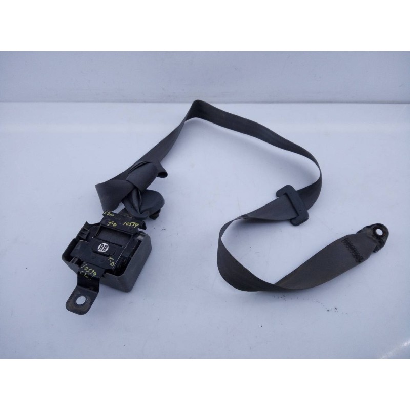 Recambio de cinturon seguridad trasero derecho para mitsubishi l 200 (k6/7) 2500 td glx (4-ptas.) referencia OEM IAM   E2-B4-60-