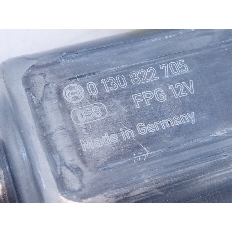 Recambio de elevalunas delantero izquierdo para audi a4 berlina (8w2) sport edition referencia OEM IAM 8W0837481 0130822705 E1-B