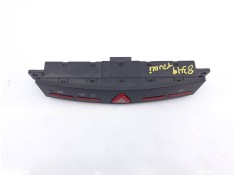 Recambio de warning para ssangyong tivoli premium 4x2 referencia OEM IAM 8520035001  E3-A3-8-4 2