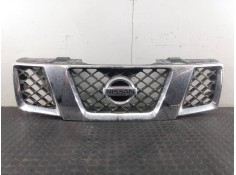 Recambio de rejilla delantera para nissan pathfinder (r51) 2.5 dci se referencia OEM IAM 2310EBXXX NSR2311 P2-A2-39