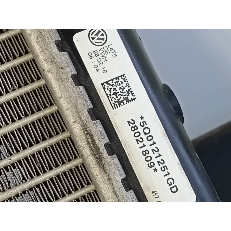 Recambio de radiador agua para audi a3 cabrio (8ve) design edition referencia OEM IAM 5Q0121251GD  P2-A6-12