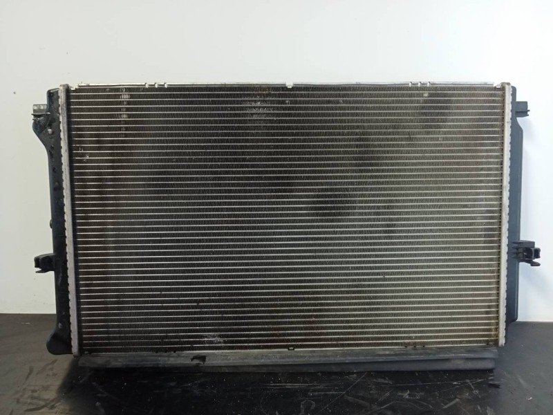 Recambio de radiador agua para audi a3 cabrio (8ve) design edition referencia OEM IAM 5Q0121251GD  P2-A6-12