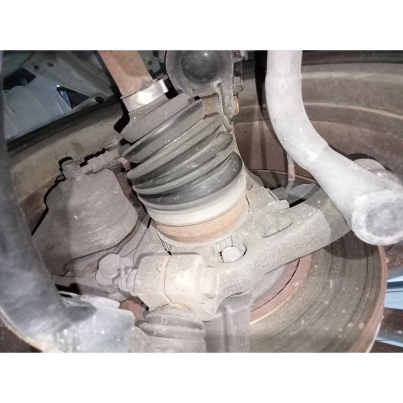 Recambio de mangueta delantera derecha para kia carens ( ) concep referencia OEM IAM   