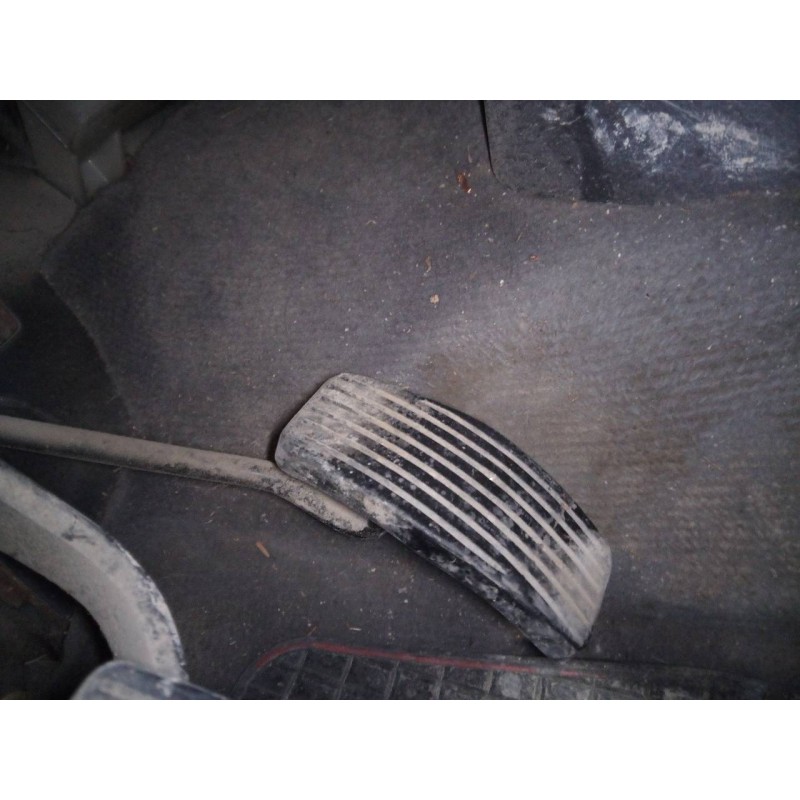 Recambio de pedal acelerador para mitsubishi l 200 (k6/7) 2500 td glx (4-ptas.) referencia OEM IAM   