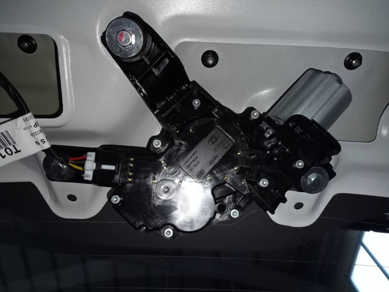 Recambio de motor limpia trasero para kia carens ( ) concep referencia OEM IAM 98700A4000 F00S2B2232 