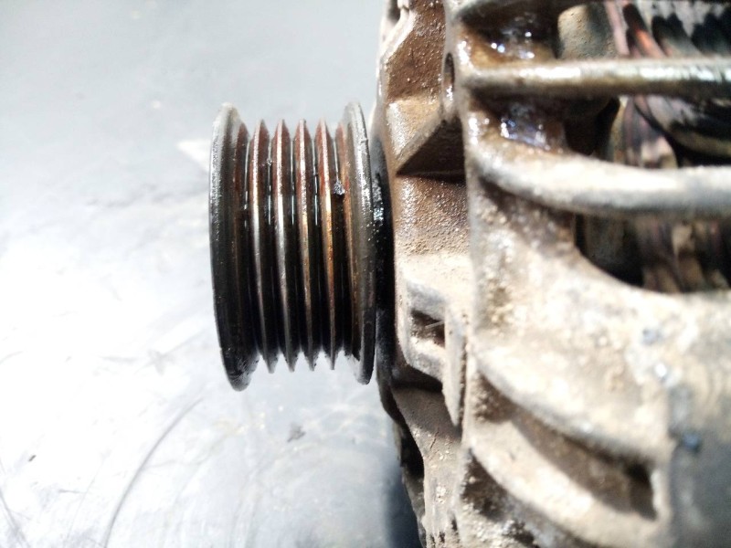 Recambio de alternador para land rover range rover (lp) dt (100kw) referencia OEM IAM   P3-B6-4-1