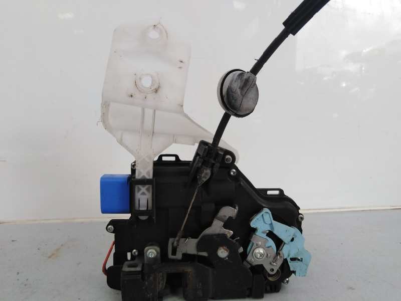 Recambio de cerradura puerta delantera derecha para volkswagen caddy ka/kb (2k) maxi furg. referencia OEM IAM 3D2837016J  E1-B6-