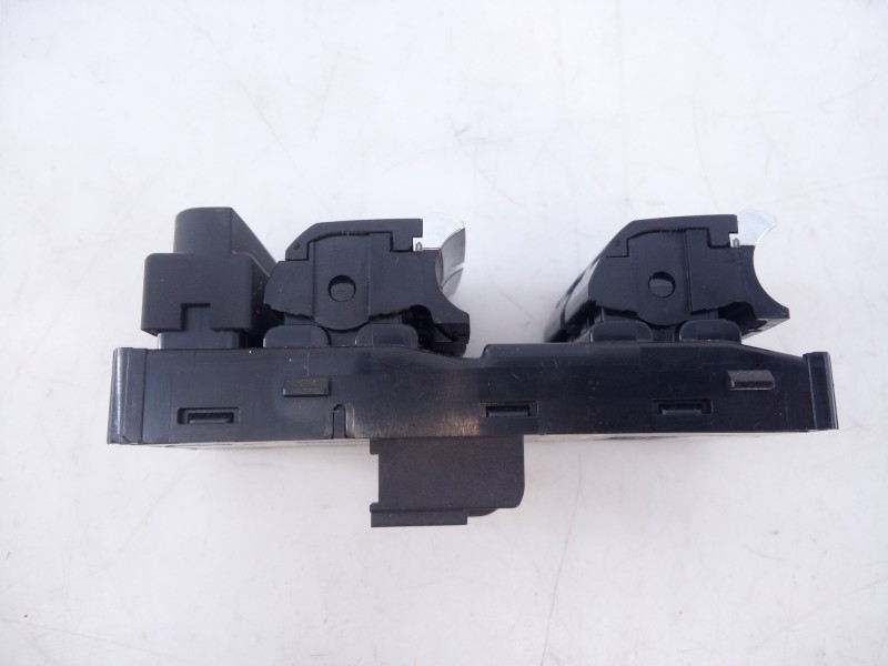 Recambio de mando elevalunas delantero izquierdo para audi a4 berlina (8w2) sport edition referencia OEM IAM 8W0959851E  E2-A1-5