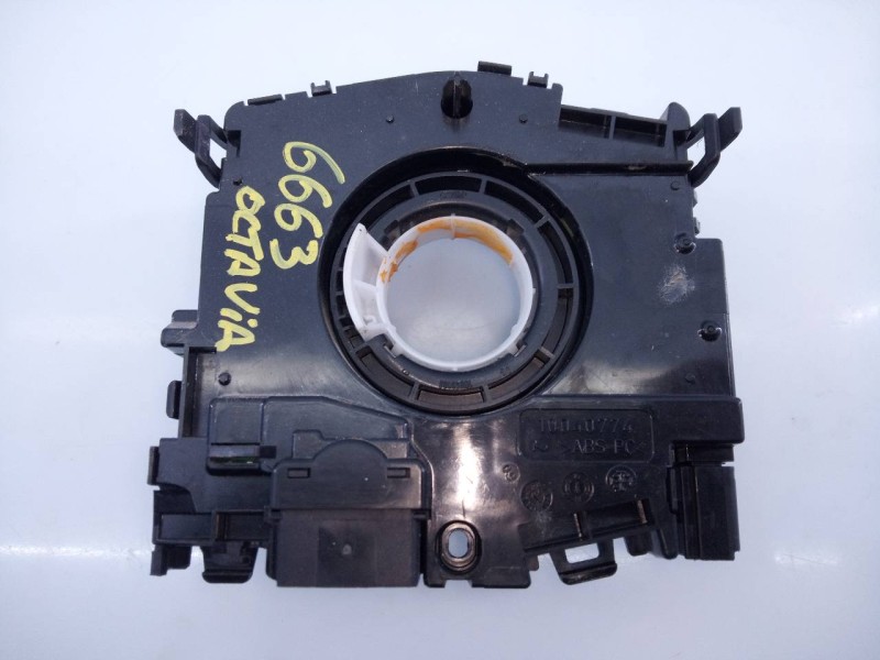 Recambio de anillo airbag para skoda octavia combi (5e5) ambition referencia OEM IAM 5Q0953549F  E2-A1-38-7