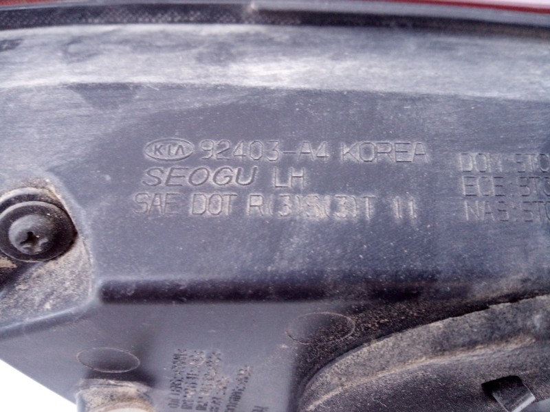 Recambio de piloto trasero izquierdo porton para kia carens ( ) concep referencia OEM IAM 92403A4  E2-B5-43-2