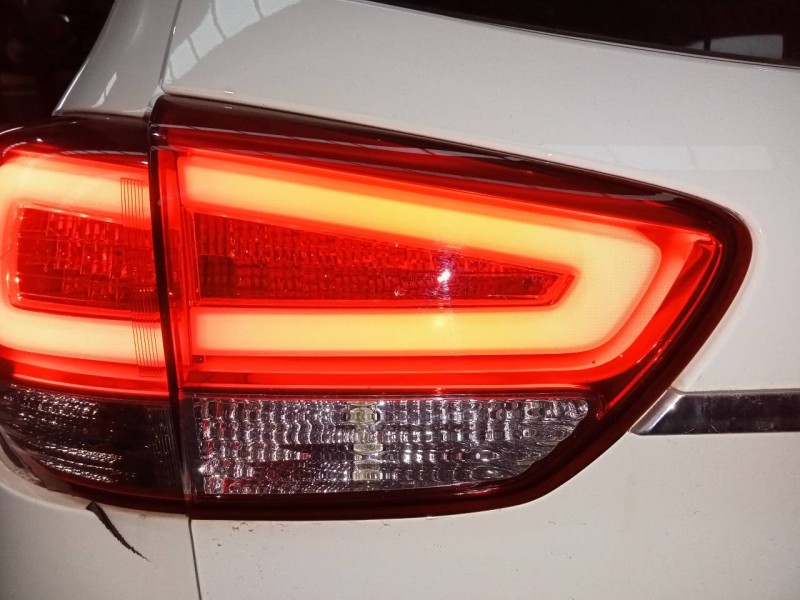 Recambio de piloto trasero izquierdo porton para kia carens ( ) concep referencia OEM IAM 92403A4  E2-B5-43-2