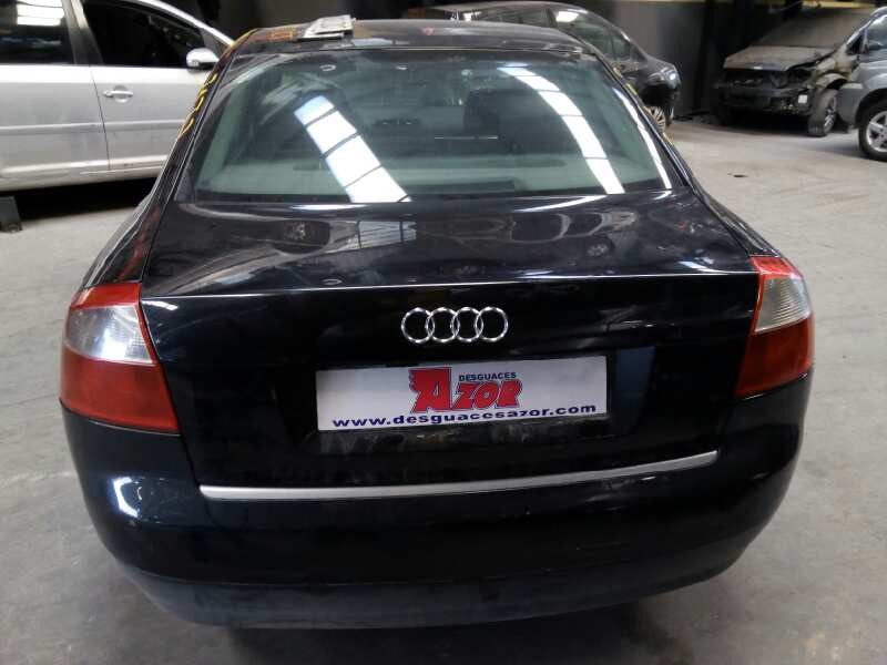 audi a4 berlina (8e) del año 2001