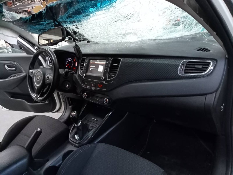 Recambio de salpicadero para kia carens ( ) concep referencia OEM IAM   