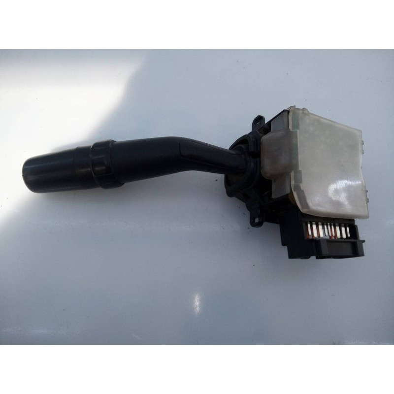 Recambio de mando limpia para toyota land cruiser (j12) 3.0 d4-d vx referencia OEM IAM   E3-B2-13-1