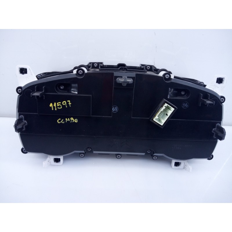Recambio de cuadro instrumentos para opel combo life edition referencia OEM IAM 9831102480  E3-A4-21-2