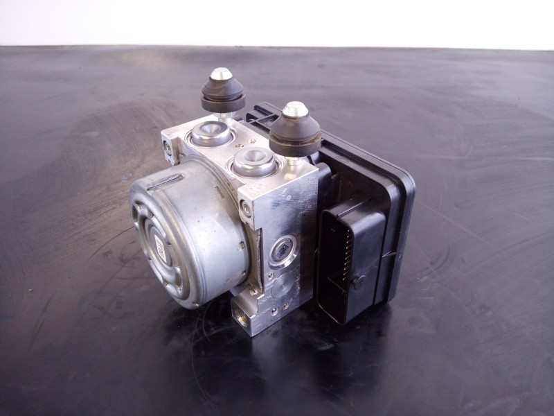 Recambio de abs para mitsubishi outlander (gf0) motion 2wd referencia OEM IAM 4670B231  P3-B8-28-4