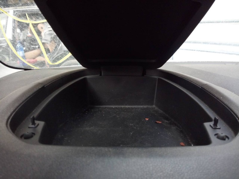 Recambio de guantera para opel combo life edition referencia OEM IAM   