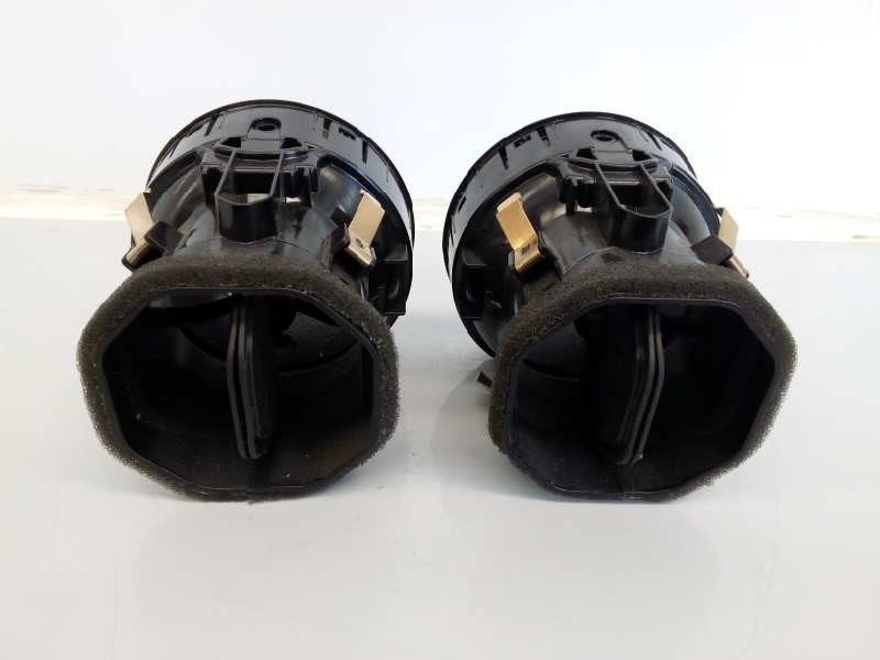 Recambio de rejilla aireadora para mercedes-benz vito mixto (447) 109/111 cdi lang (447.703) referencia OEM IAM A4478300054Q2 A4