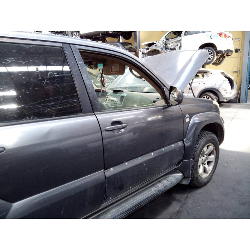 Recambio de puerta delantera derecha para toyota land cruiser (j12) 3.0 d4-d vx referencia OEM IAM   
