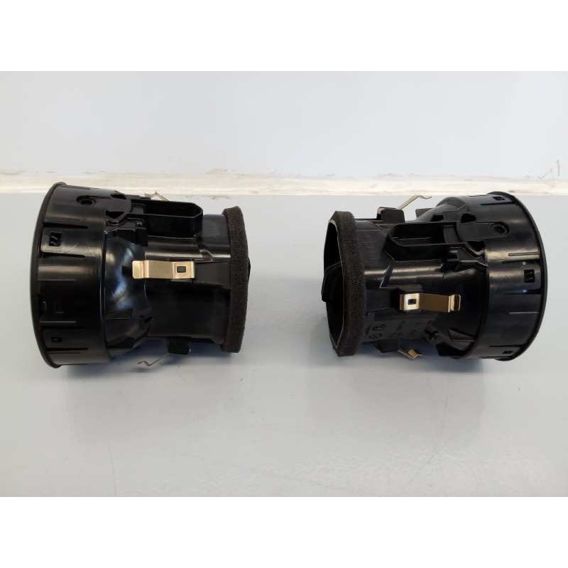 Recambio de rejilla aireadora para mercedes-benz vito mixto (447) 109/111 cdi lang (447.703) referencia OEM IAM A4478300054Q2 A4