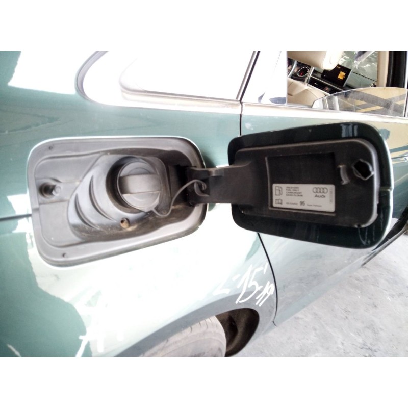 Recambio de tapa exterior combustible para audi a4 berlina (8w2) sport edition referencia OEM IAM   