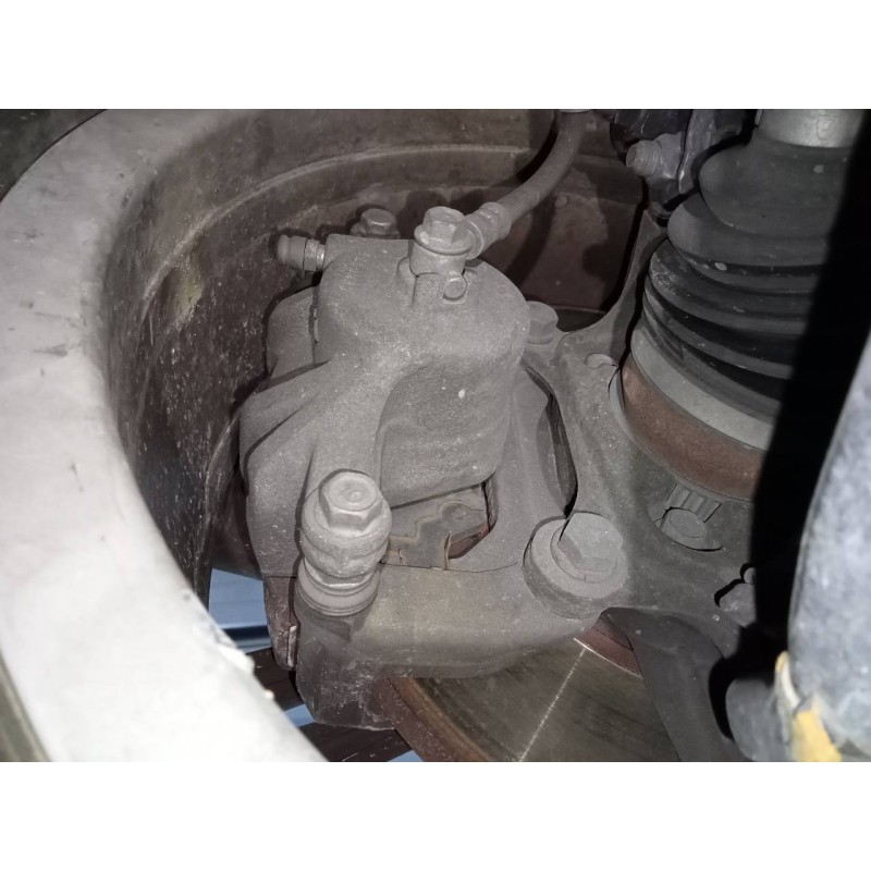 Recambio de pinza freno delantera derecha para kia carens ( ) concep referencia OEM IAM   