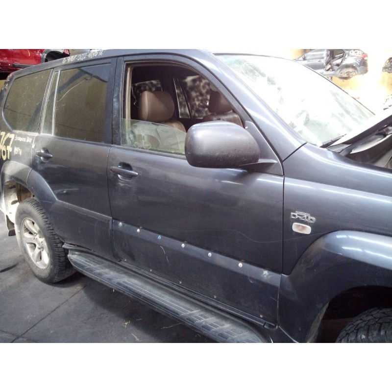 Recambio de puerta delantera derecha para toyota land cruiser (j12) 3.0 d4-d vx referencia OEM IAM   