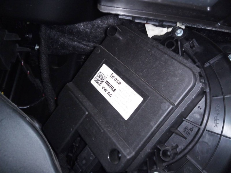 Recambio de ventilador calefaccion para audi a4 berlina (8w2) sport edition referencia OEM IAM 4M1820021  