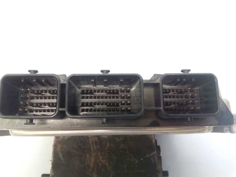 Recambio de centralita motor uce para peugeot 5008 sport pack referencia OEM IAM 9666986680 0281013334 E1-A4-11-2