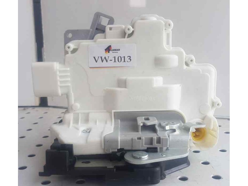 Recambio de cerradura puerta delantera izquierda para universal cerradura delantera izquierda vw-seat-skoda referencia OEM IAM 1