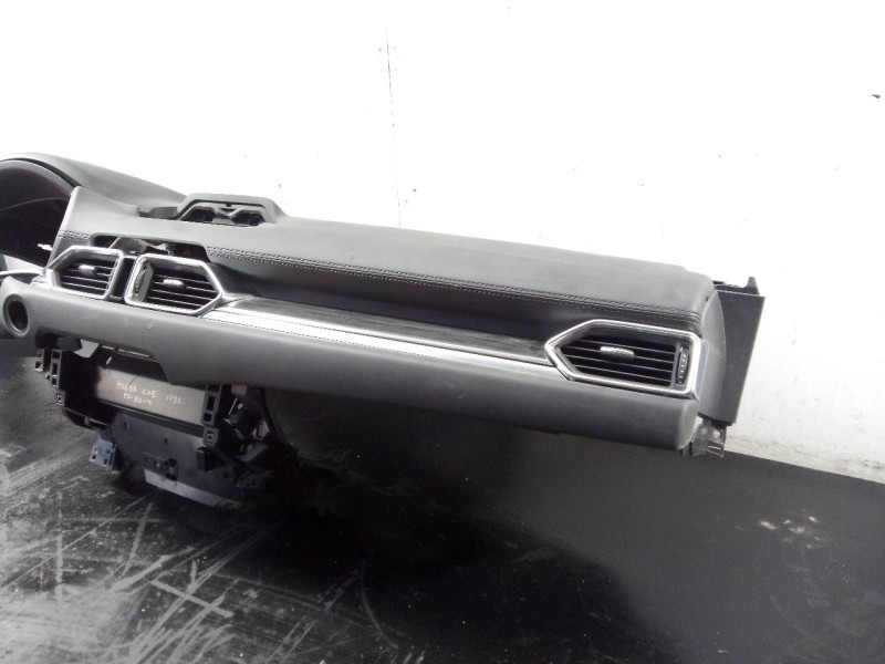 Recambio de salpicadero para mazda cx-5 zenith 2wd referencia OEM IAM   P2-A1-18