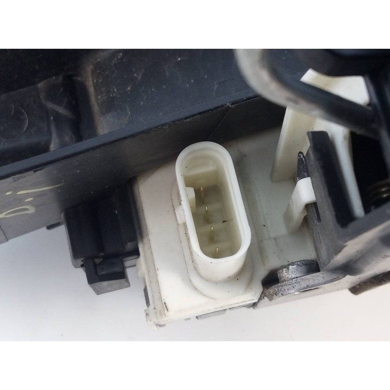 Recambio de cerradura puerta delantera izquierda para mercedes-benz clase a (w176) a 200 cdi (176.008) referencia OEM IAM A16672