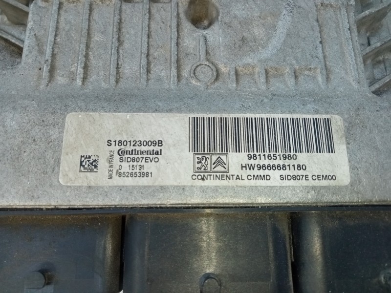 Recambio de centralita motor uce para citroën c4 grand picasso attraction referencia OEM IAM 9811651980 180123009B E3-B2-25-2