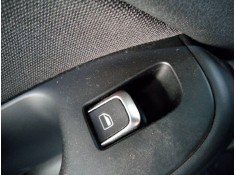 MANDO ELEVALUNAS DELANTERO DERECHO 