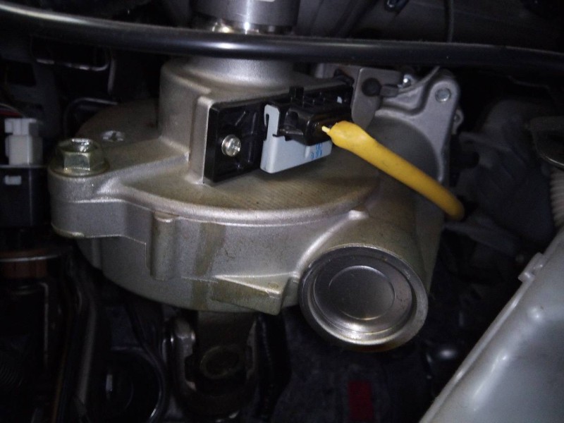 Recambio de columna direccion para toyota prius (nhw30) advance referencia OEM IAM 5211053310  