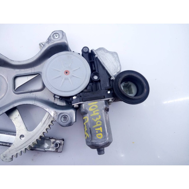 Recambio de elevalunas trasero derecho para toyota prius (nhw30) advance referencia OEM IAM   E2-B4-49-2